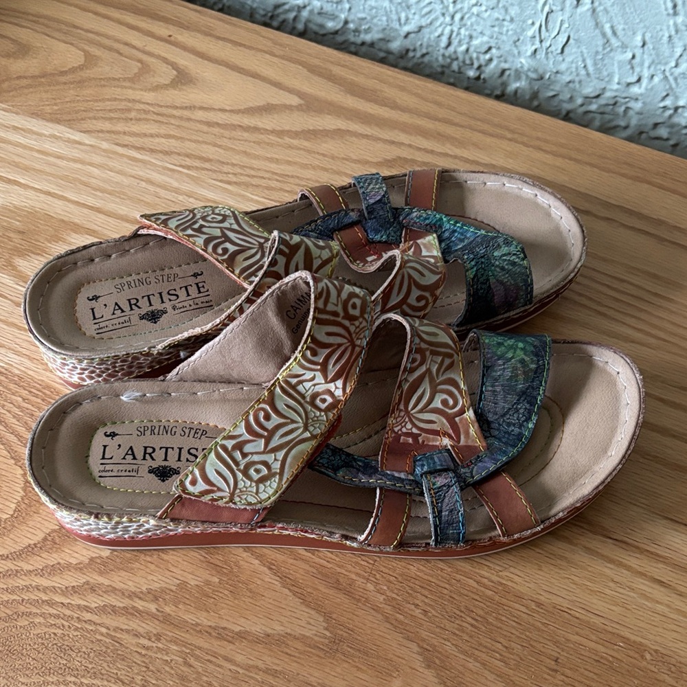 L'ATISTE Women's Brown and Green Sandals size 39
